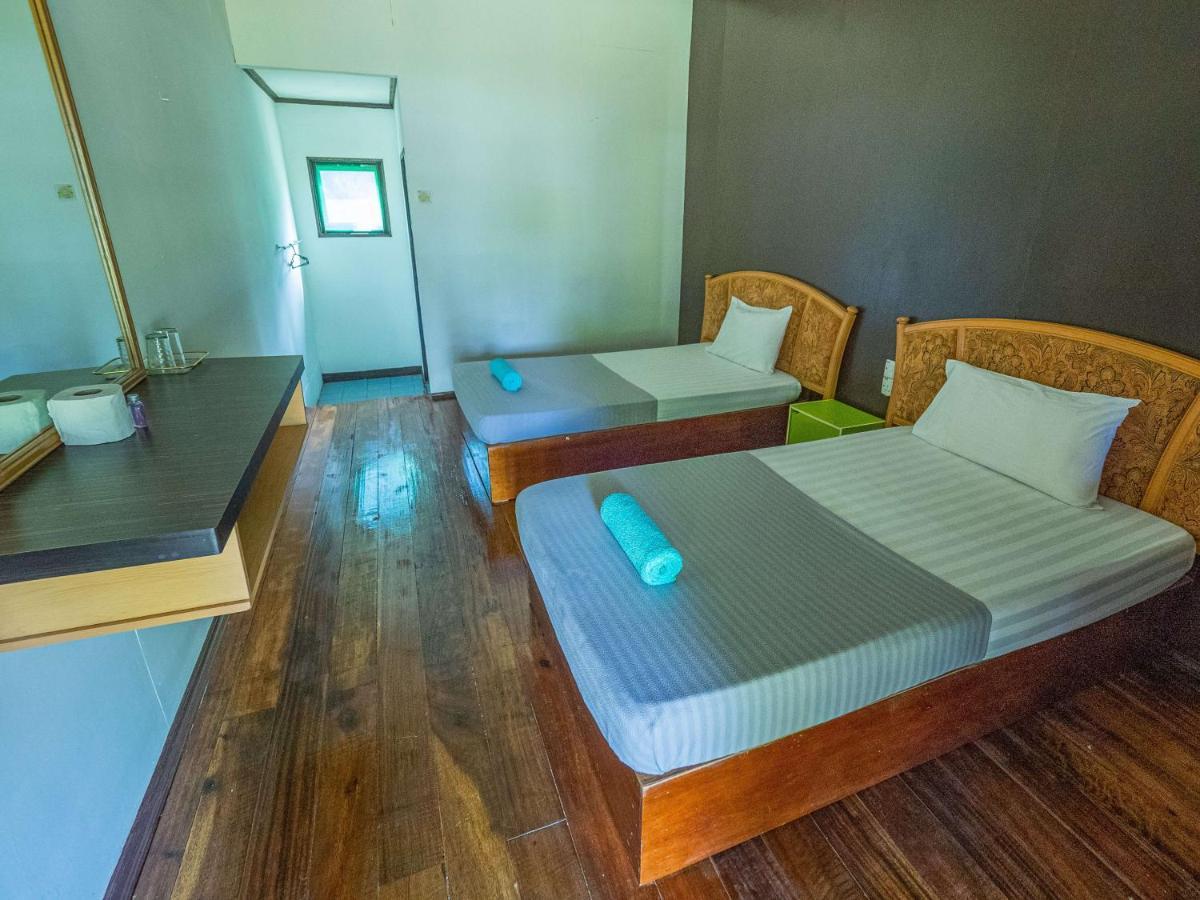 Benarat Lodge Mulu Eksteriør billede