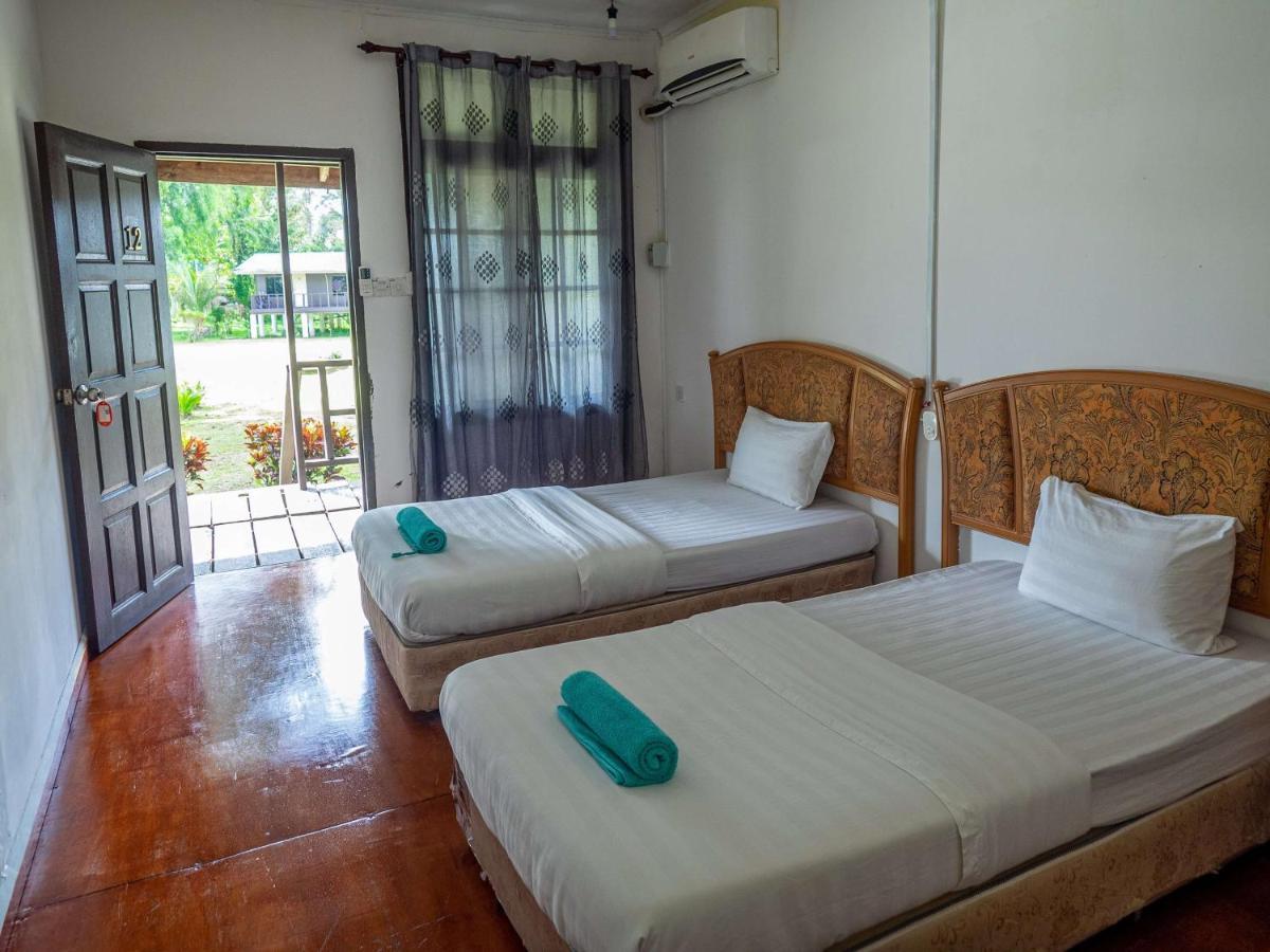 Benarat Lodge Mulu Eksteriør billede